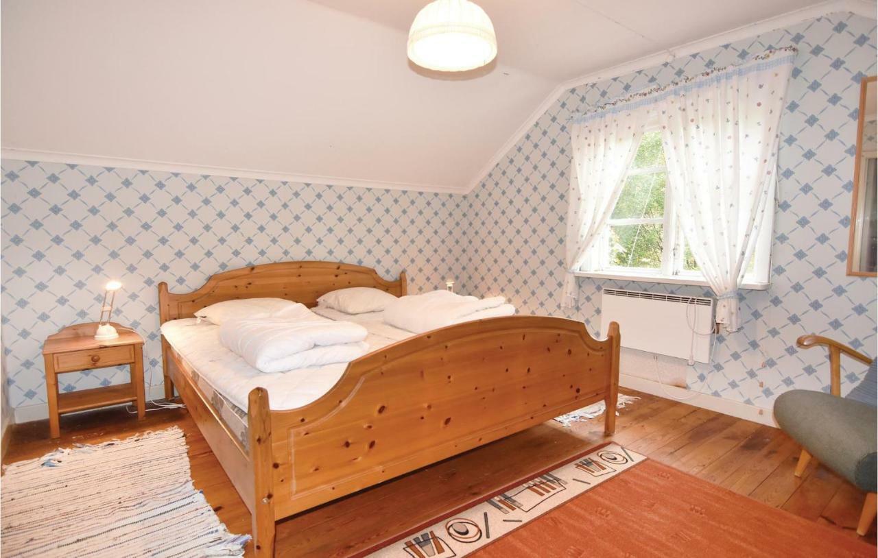 2 Bedroom Stunning Home In Molkom Sutterhojden 外观 照片