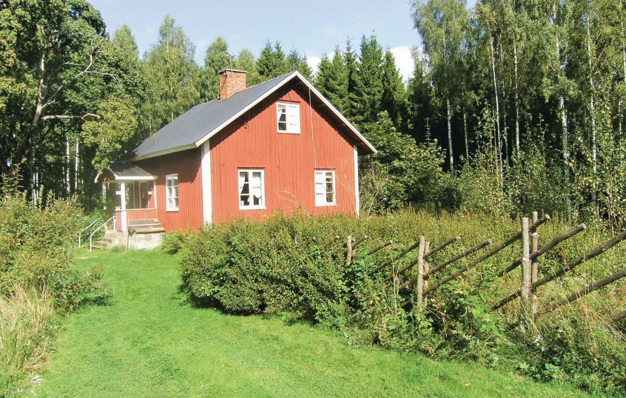 2 Bedroom Stunning Home In Molkom Sutterhojden 外观 照片